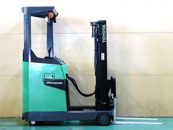 Reach Forklift — Ready Stock (lot 1207-6183114)