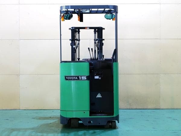 Reach Forklift — Ready Stock (lot 1207-6183114)