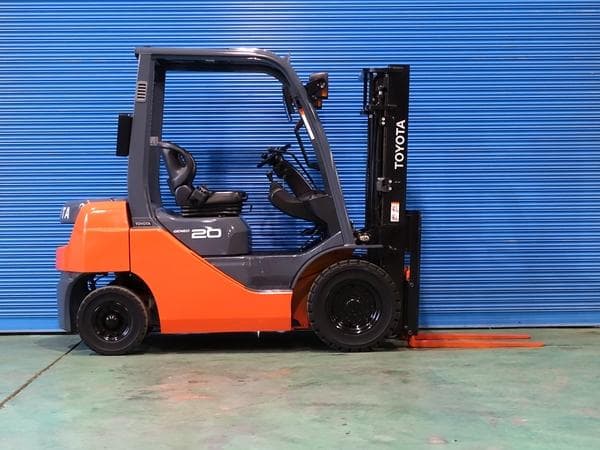 Forklift — Ready Stock (lot 1207-6203893)