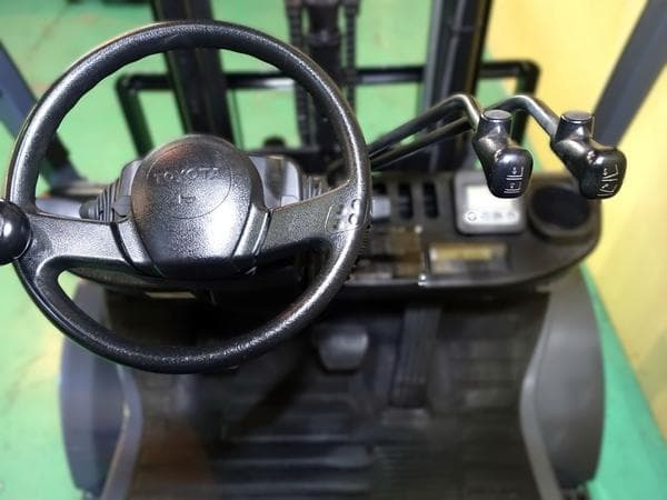 Forklift — Ready Stock (lot 1207-6205271)