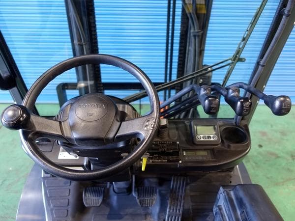 Forklift — Ready Stock (lot 1207-6205941)
