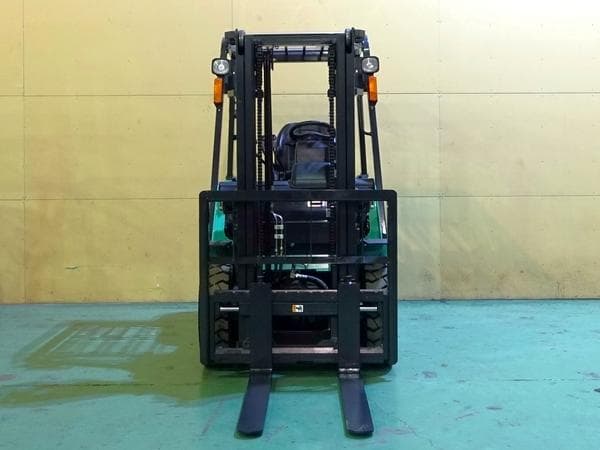 Forklift — Ready Stock (lot 1207-6208791)