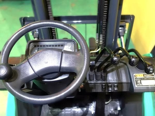 Forklift — Ready Stock (lot 1207-6208791)