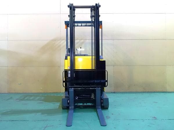 Reach Forklift — Ready Stock (lot 1207-6218252)