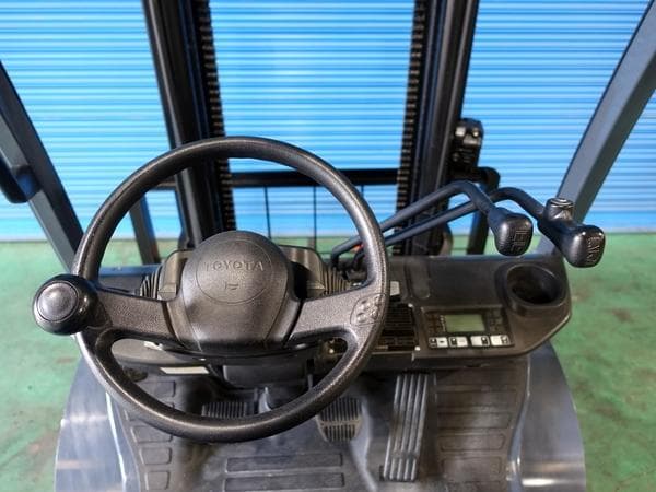 Forklift — Ready Stock (lot 1207-6308769)