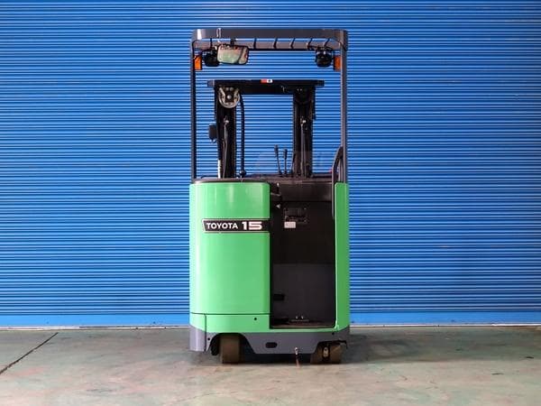Reach Forklift — Ready Stock (lot 1207-6308773)