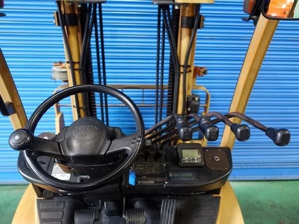 Forklift — Ready Stock (lot 1207-6309902)