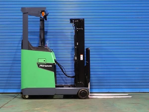 Reach Forklift — Ready Stock (lot 1207-6310900)