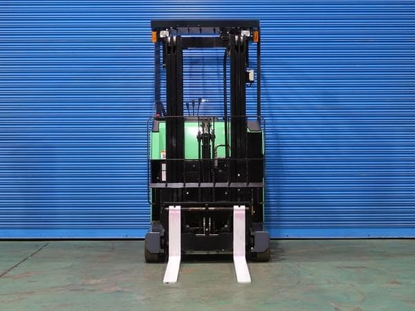 Reach Forklift — Ready Stock (lot 1207-6310900)