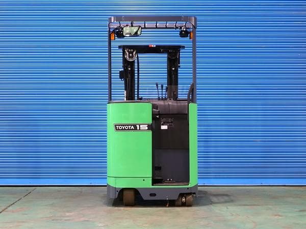 Reach Forklift — Ready Stock (lot 1207-6310900)
