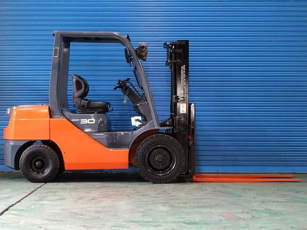 Forklift — Ready Stock (lot 1207-6319933)