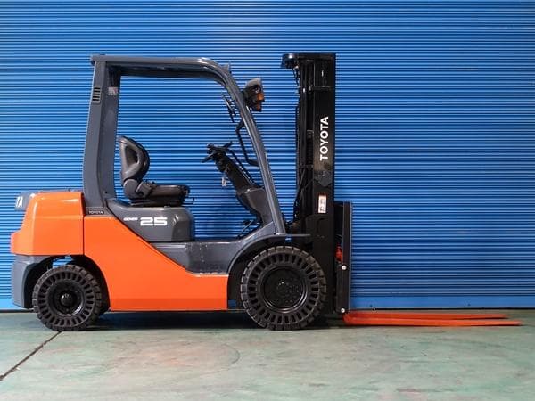 Forklift — Ready Stock (lot 1207-6322079)