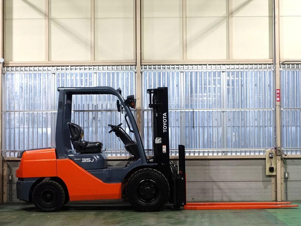 Forklift — Ready Stock (lot 1207-6322957)