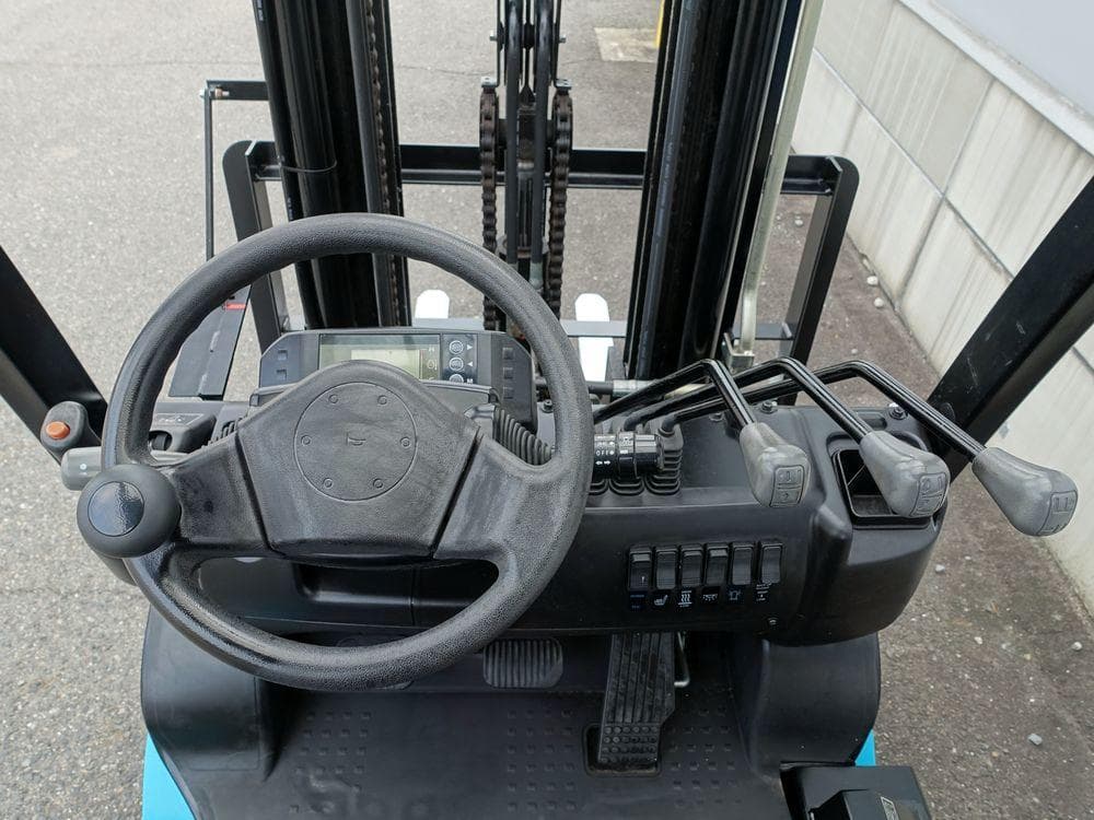 Forklift — Ready Stock (lot 1207-6323017)