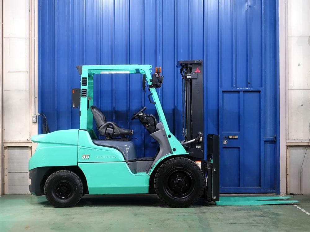 Forklift — Ready Stock (lot 1207-6332459)