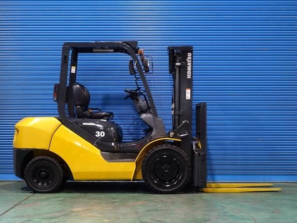 Forklift — Ready Stock (lot 1207-6338500)