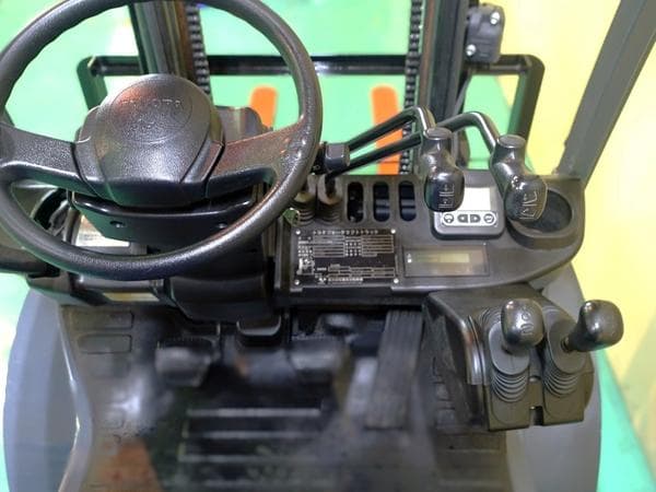 Forklift — Ready Stock (lot 1207-6367145)