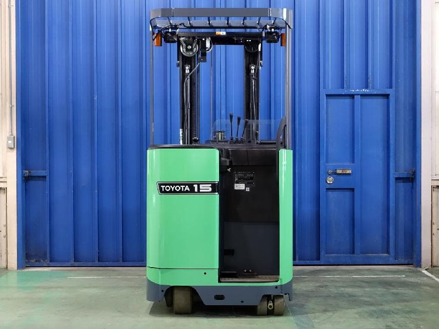 Reach Forklift — Ready Stock (lot 1207-6375651)