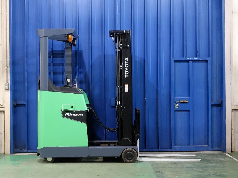 Reach Forklift — Ready Stock (lot 1207-6375789)