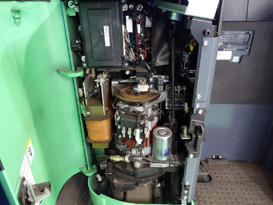 Reach Forklift — Ready Stock (lot 1207-6375789)