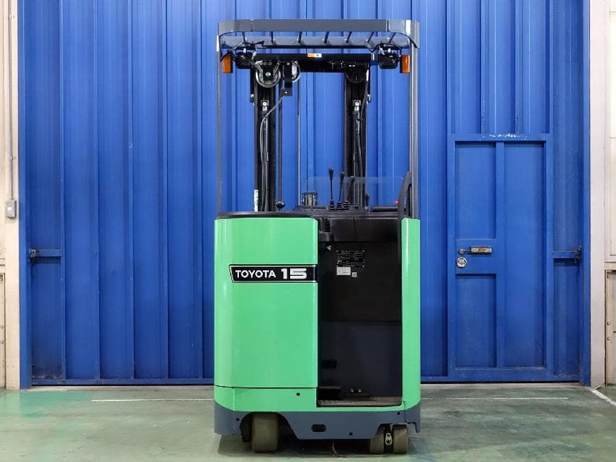 Reach Forklift — Ready Stock (lot 1207-6378679)