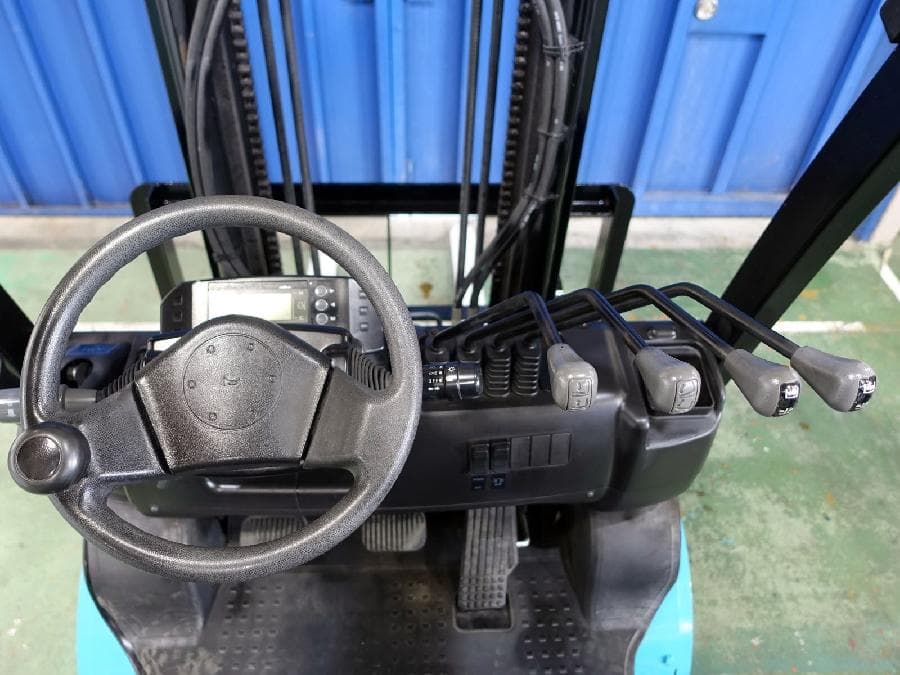 Forklift — Ready Stock (lot 1207-6381380)