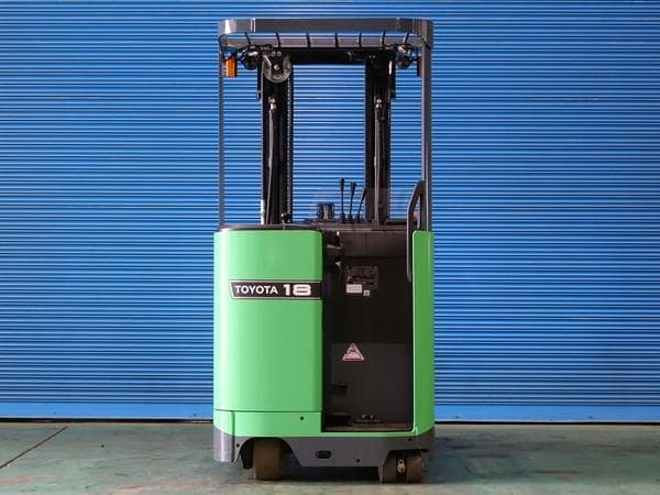 Reach Forklift — Ready Stock (lot 1207-6391441)