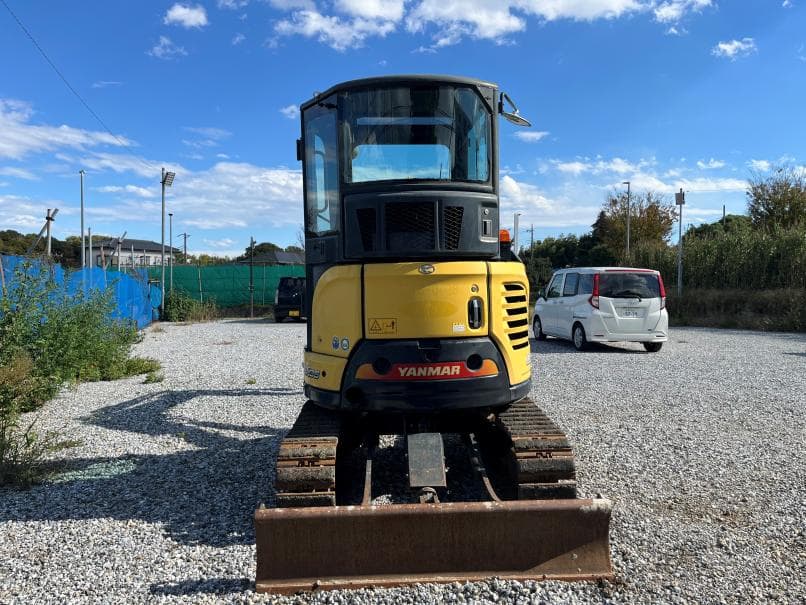 MINI EXCAVATOR — Ready Stock (lot 1207-6397092)