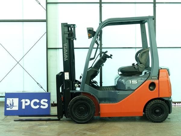 Forklift — Ready Stock (lot 1207-6400950)