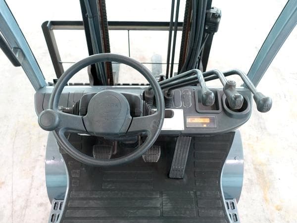 Forklift — Ready Stock (lot 1207-6400950)