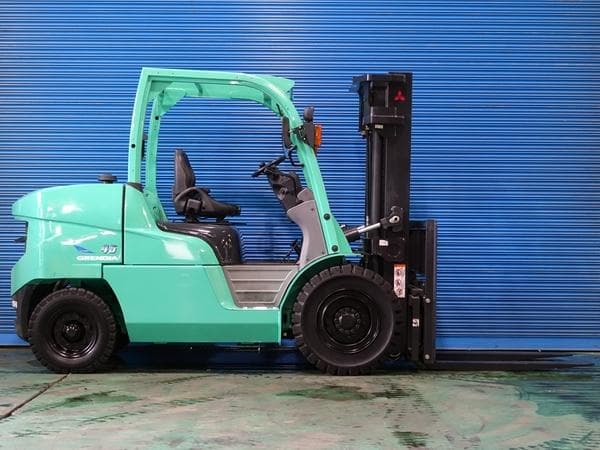 Forklift — Ready Stock (lot 1207-6402181)