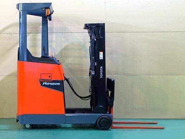 Reach Forklift — Ready Stock (lot 1207-6404207)