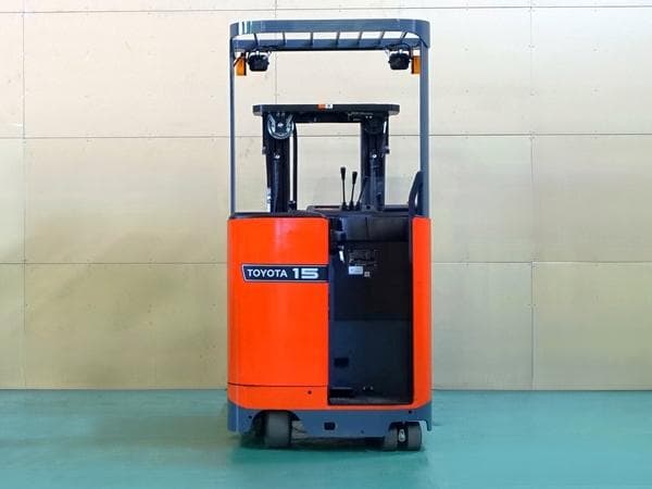 Reach Forklift — Ready Stock (lot 1207-6404207)