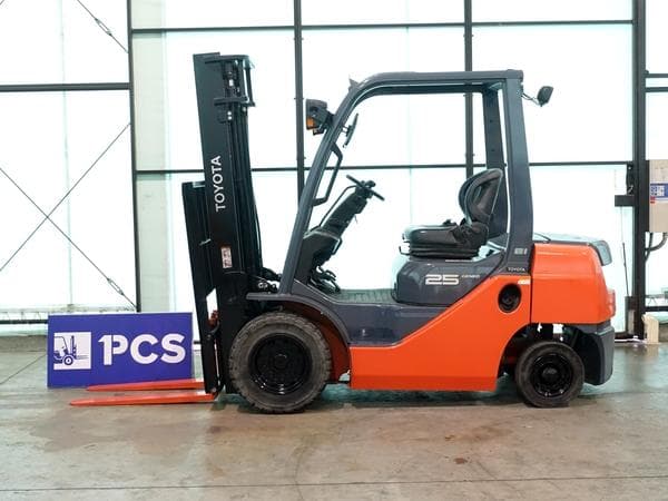 Forklift — Ready Stock (lot 1207-6408756)