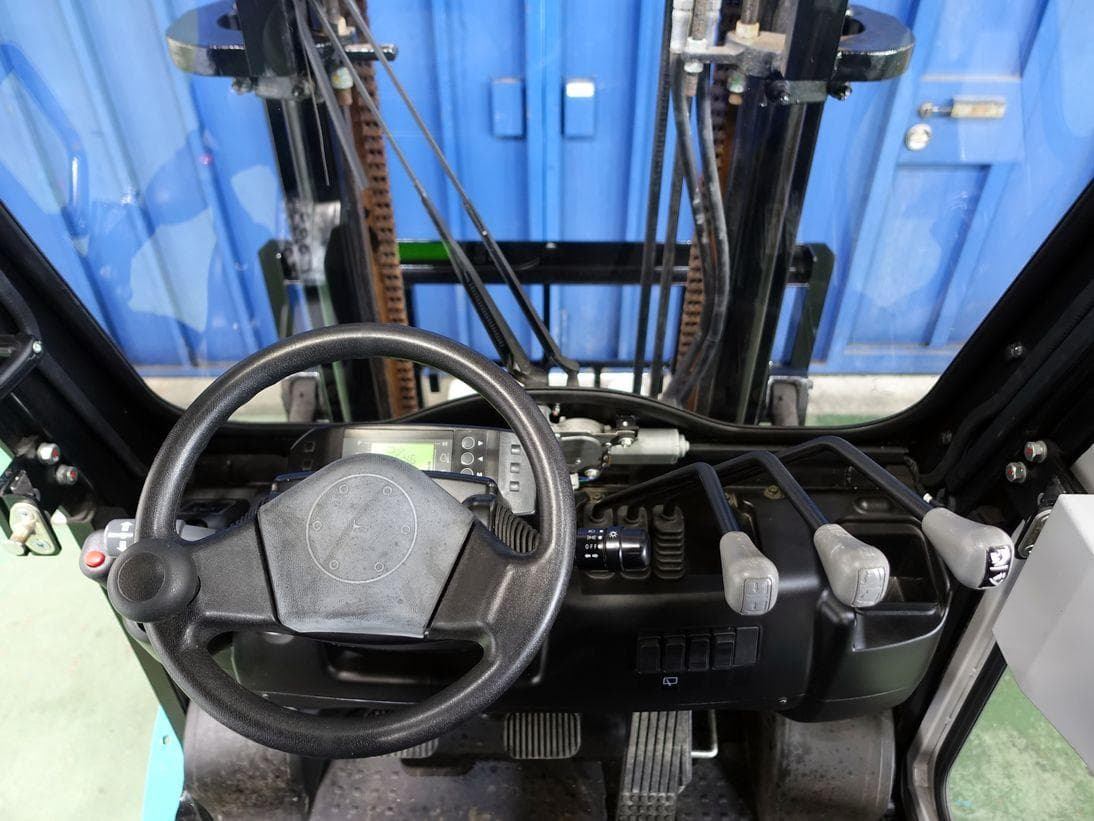 Forklift — Ready Stock (lot 1207-6410754)