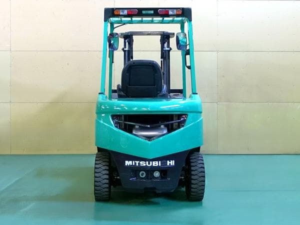 Forklift — Ready Stock (lot 1207-6411557)