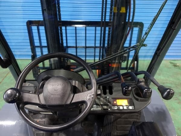 Forklift — Ready Stock (lot 1207-6412601)