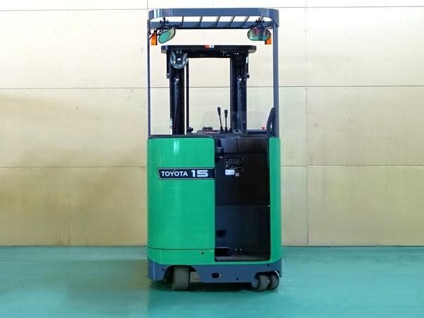 Reach Forklift — Ready Stock (lot 1207-6414211)