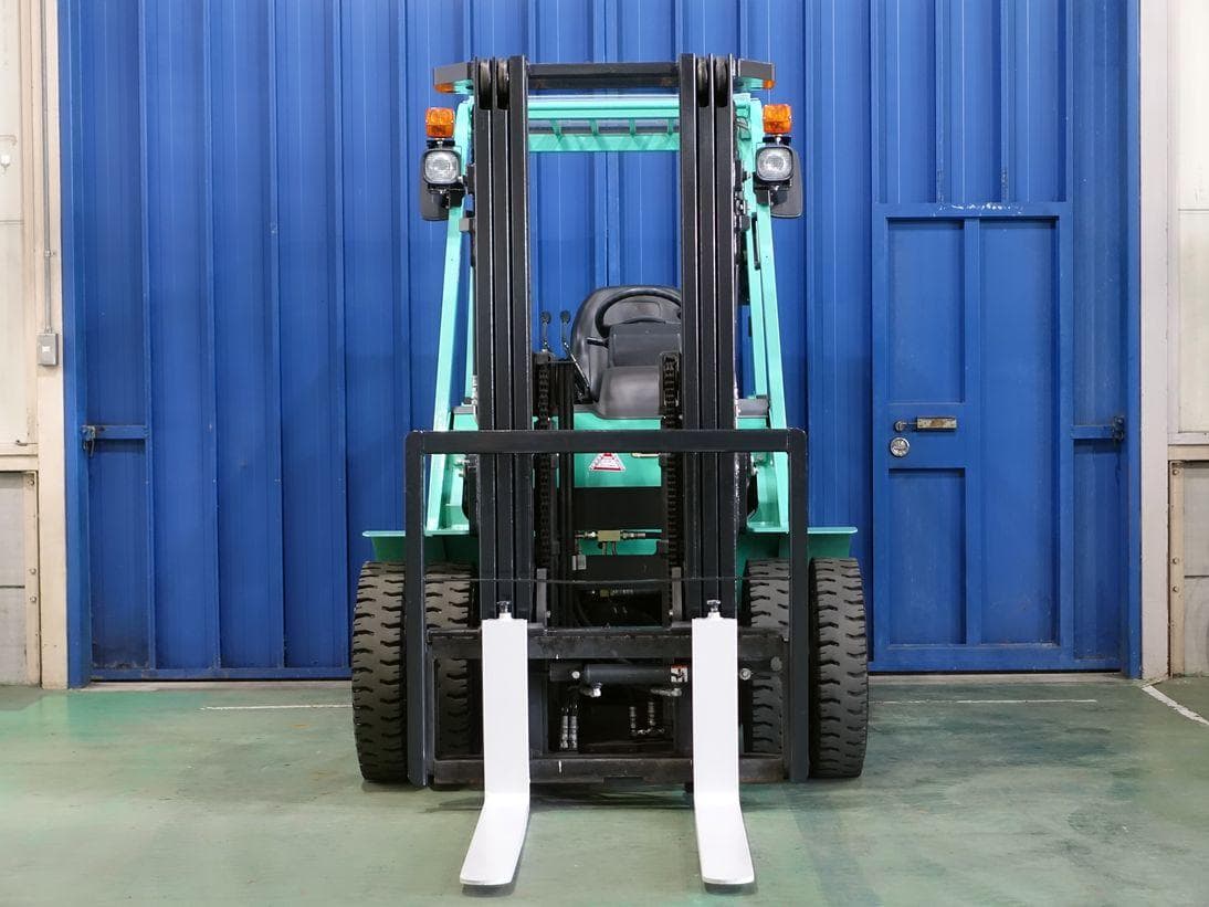 Forklift — Ready Stock (lot 1207-6420935)