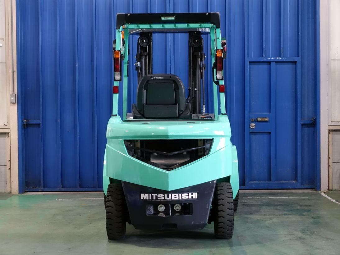 Forklift — Ready Stock (lot 1207-6420935)