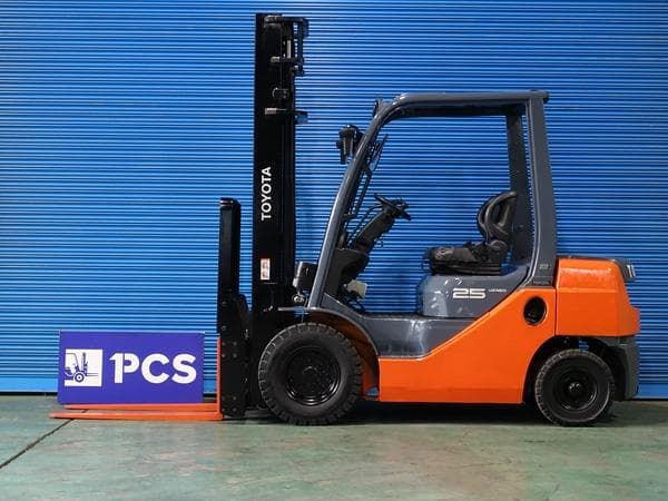 Forklift — Ready Stock (lot 1207-6425608)