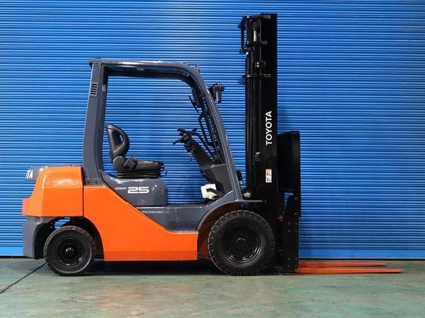 Forklift — Ready Stock (lot 1207-6425608)