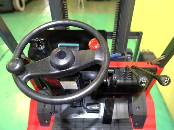 Battery Forklift — Ready Stock (lot 1207-6428060)
