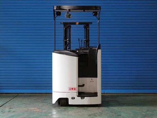 Reach Forklift — Ready Stock (lot 1207-6431827)