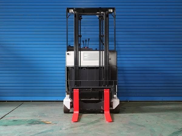 Reach Forklift — Ready Stock (lot 1207-6431842)
