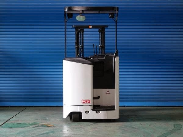 Reach Forklift — Ready Stock (lot 1207-6431842)