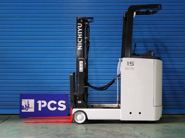 Reach Forklift — Ready Stock (lot 1207-6431843)