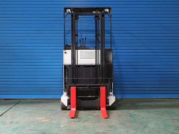 Reach Forklift — Ready Stock (lot 1207-6431843)