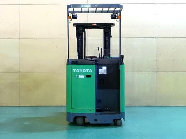 Reach Forklift — Ready Stock (lot 1207-6431867)