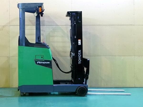 Reach Forklift — Ready Stock (lot 1207-6431868)
